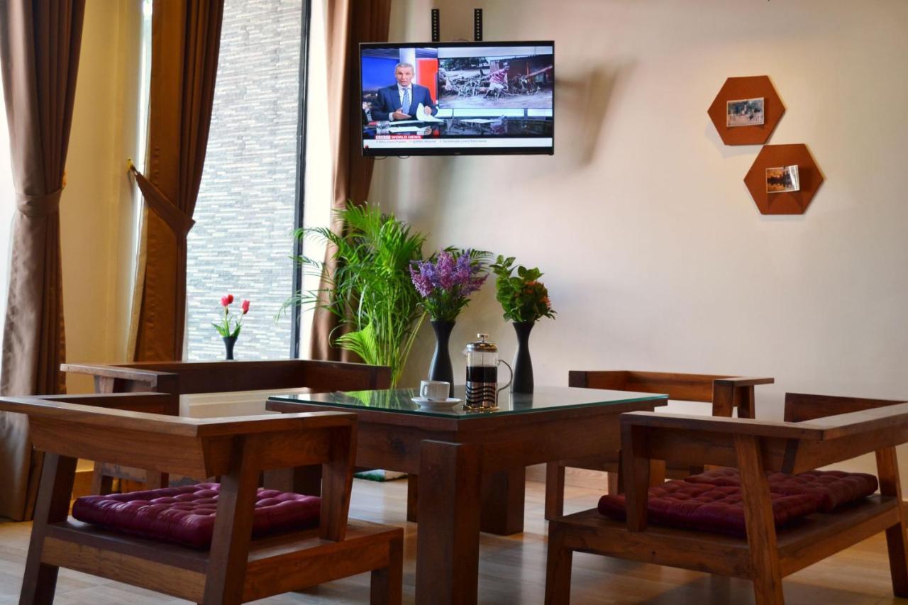 Baan Soksan Hotel Siem Reap Luaran gambar
