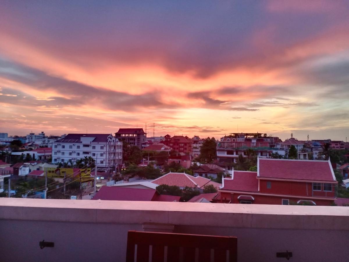 Baan Soksan Hotel Siem Reap Luaran gambar