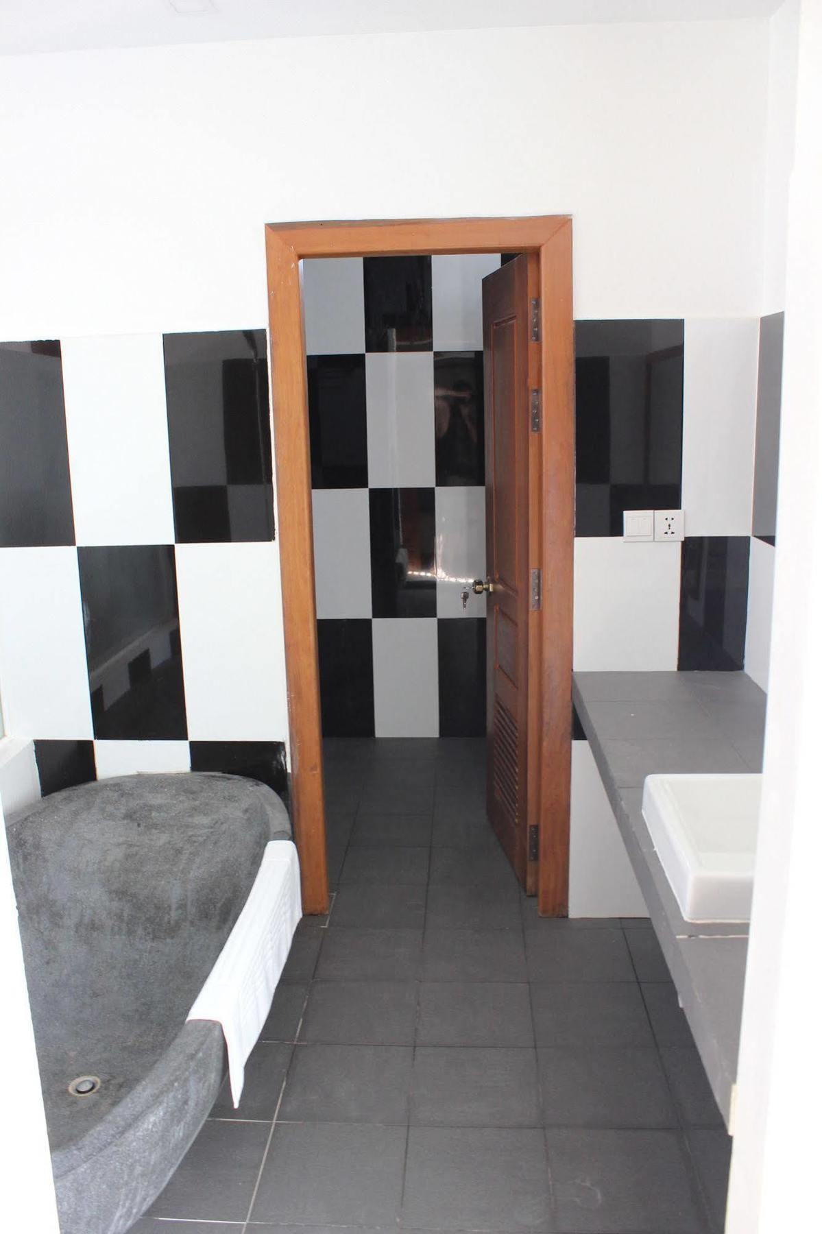 Baan Soksan Hotel Siem Reap Luaran gambar