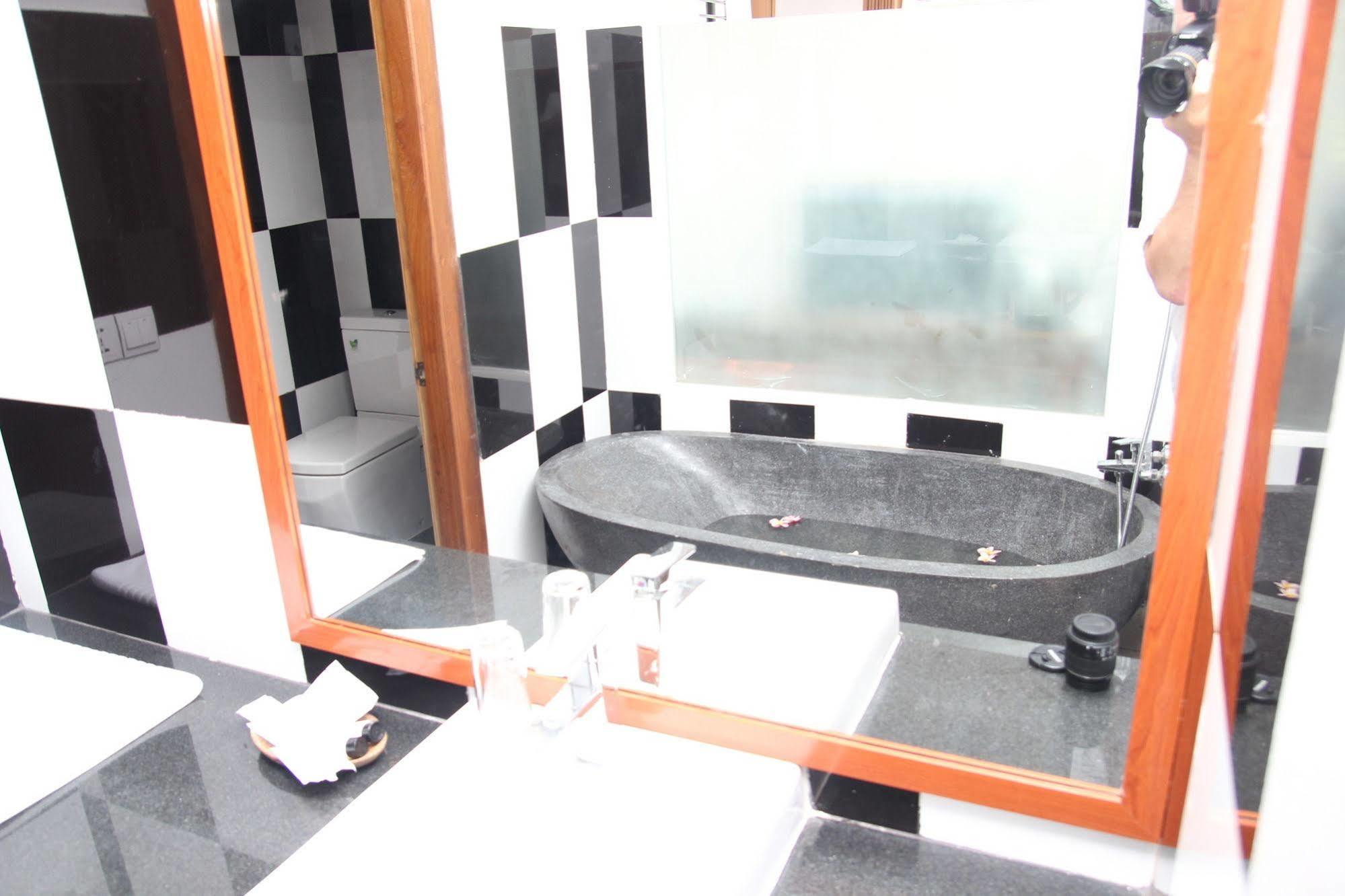Baan Soksan Hotel Siem Reap Luaran gambar
