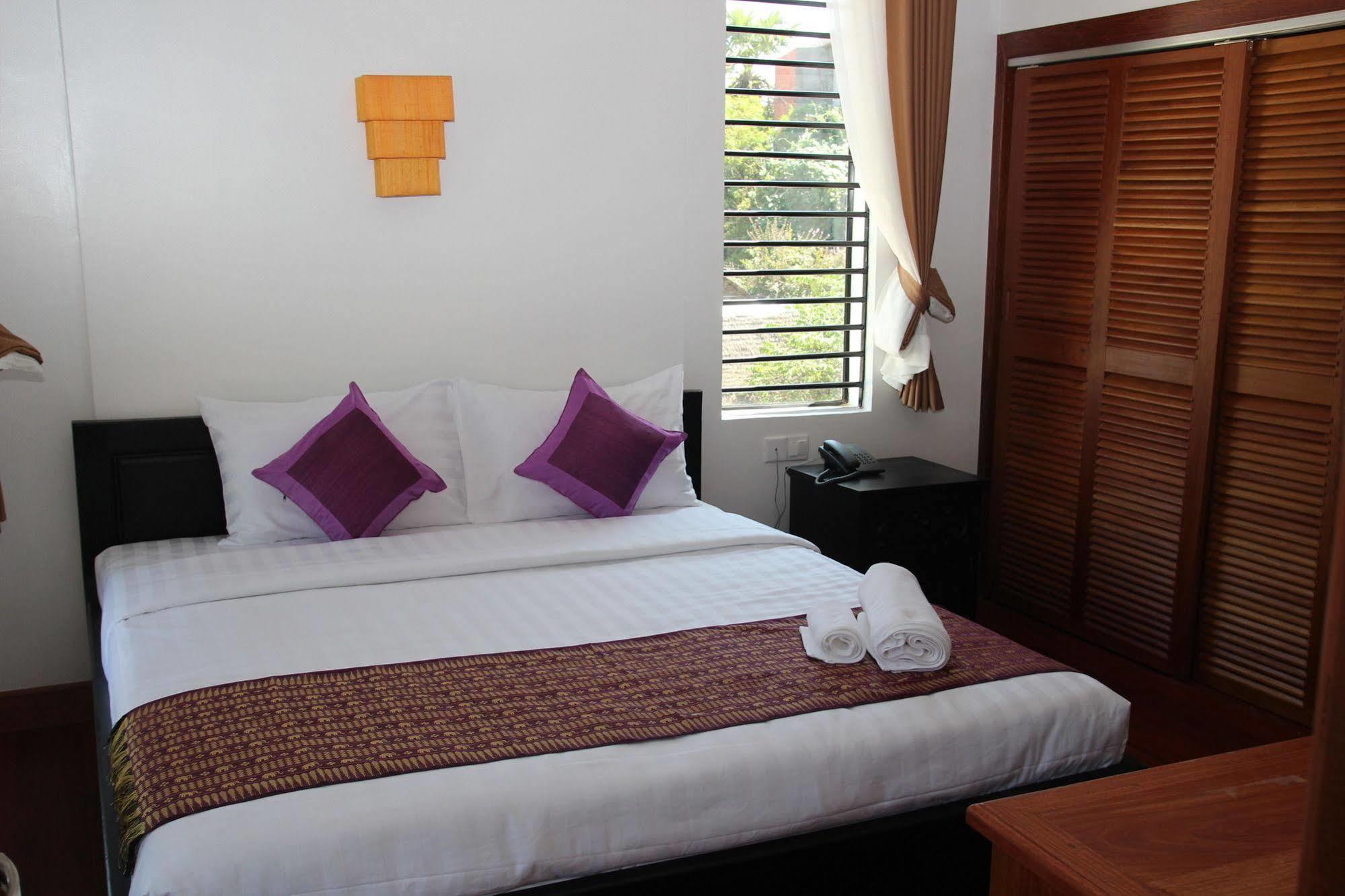 Baan Soksan Hotel Siem Reap Luaran gambar