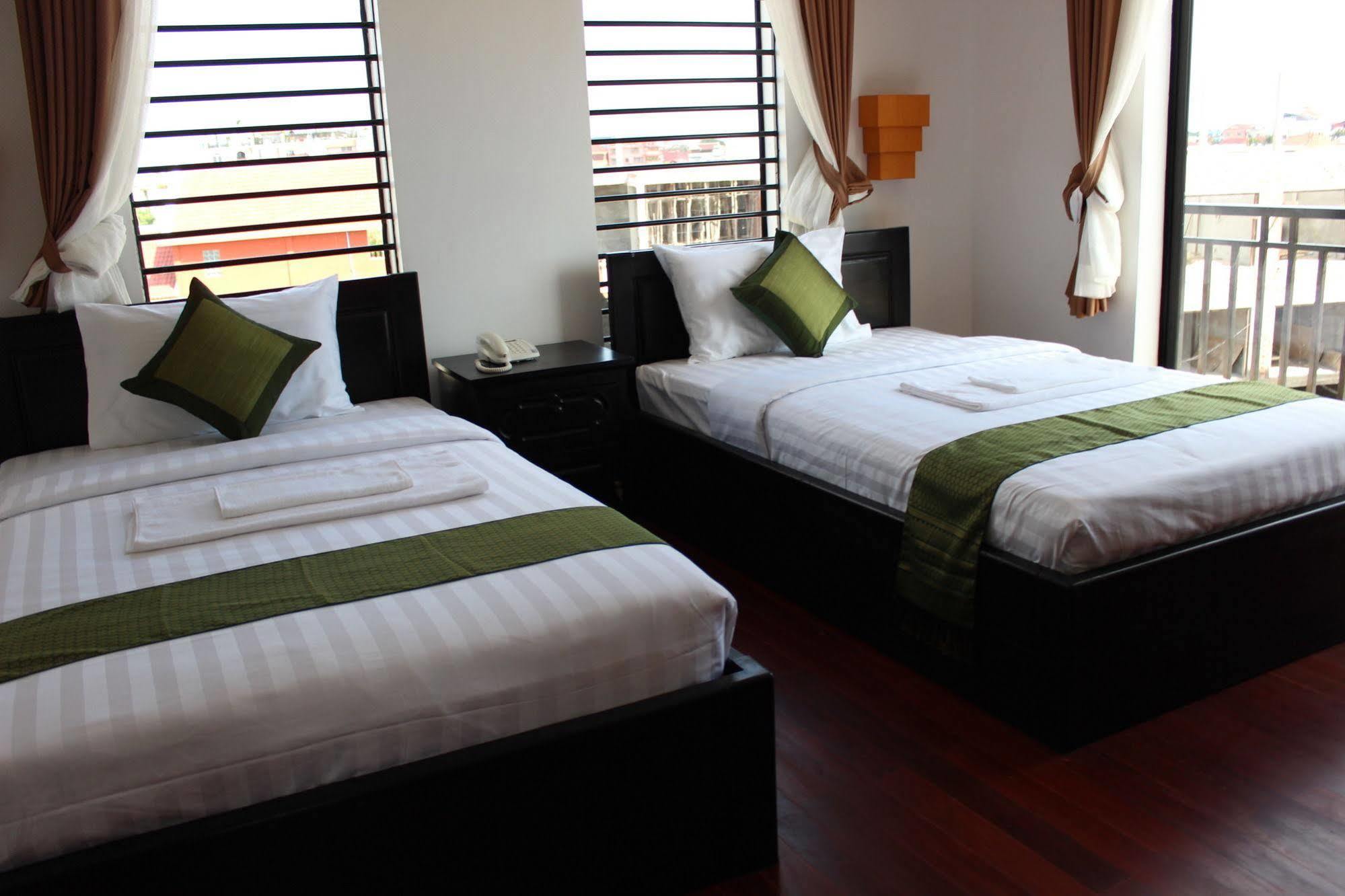 Baan Soksan Hotel Siem Reap Luaran gambar
