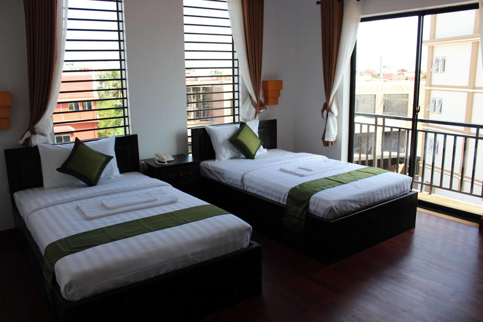 Baan Soksan Hotel Siem Reap Luaran gambar