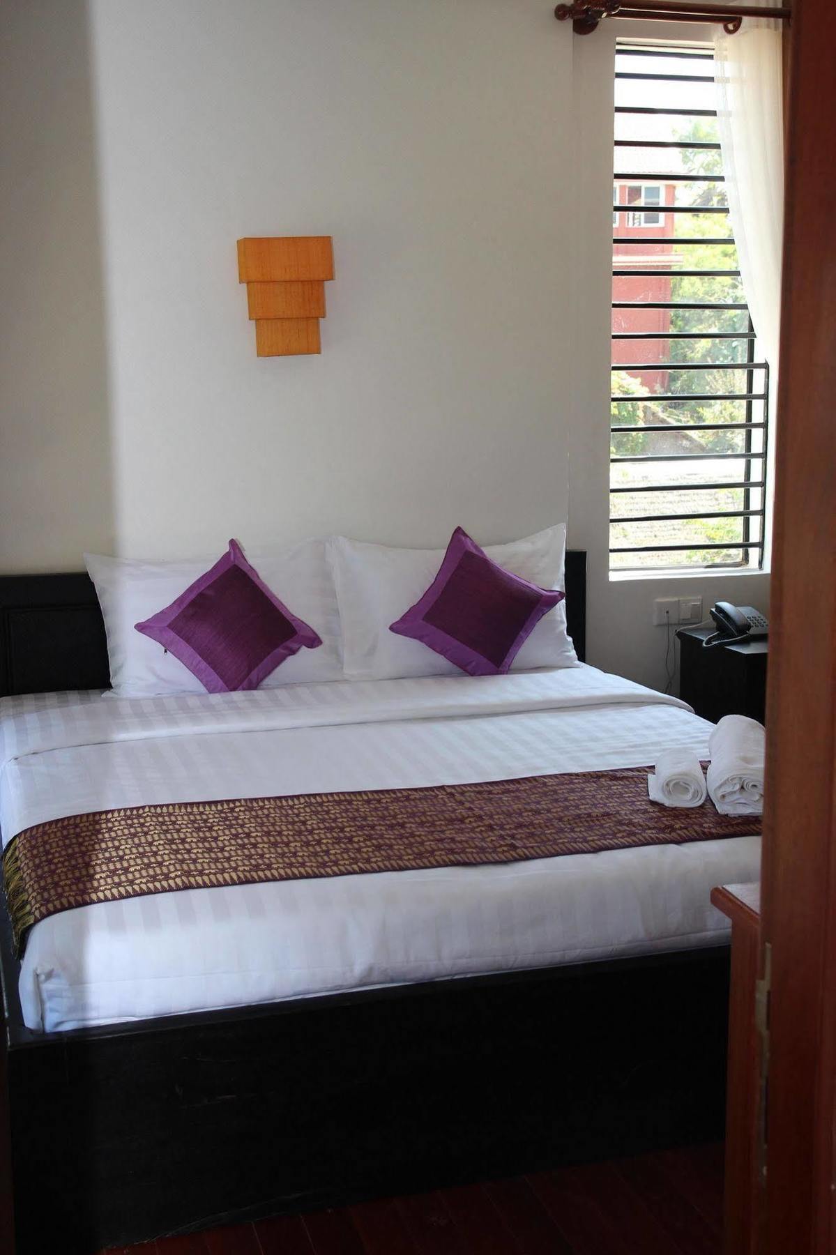 Baan Soksan Hotel Siem Reap Luaran gambar